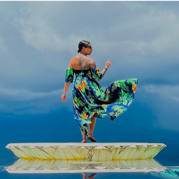 Beautiful Off-Shoulder Floral Smocked Maxi Dress - Picture 6 of 6